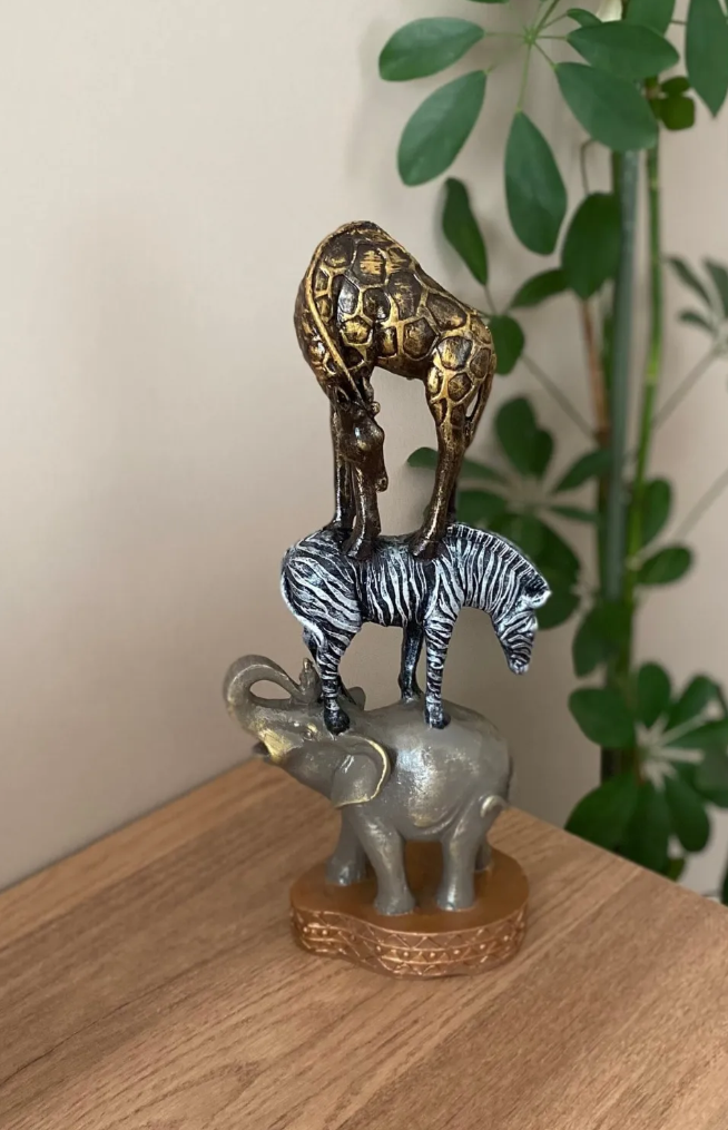 Safari Animal Tower Decor, Handcrafted Safari Animal Sculpture, Jungle Animal Figurine, Exotic Safari Animal Statue, Safari Wildlife Statue