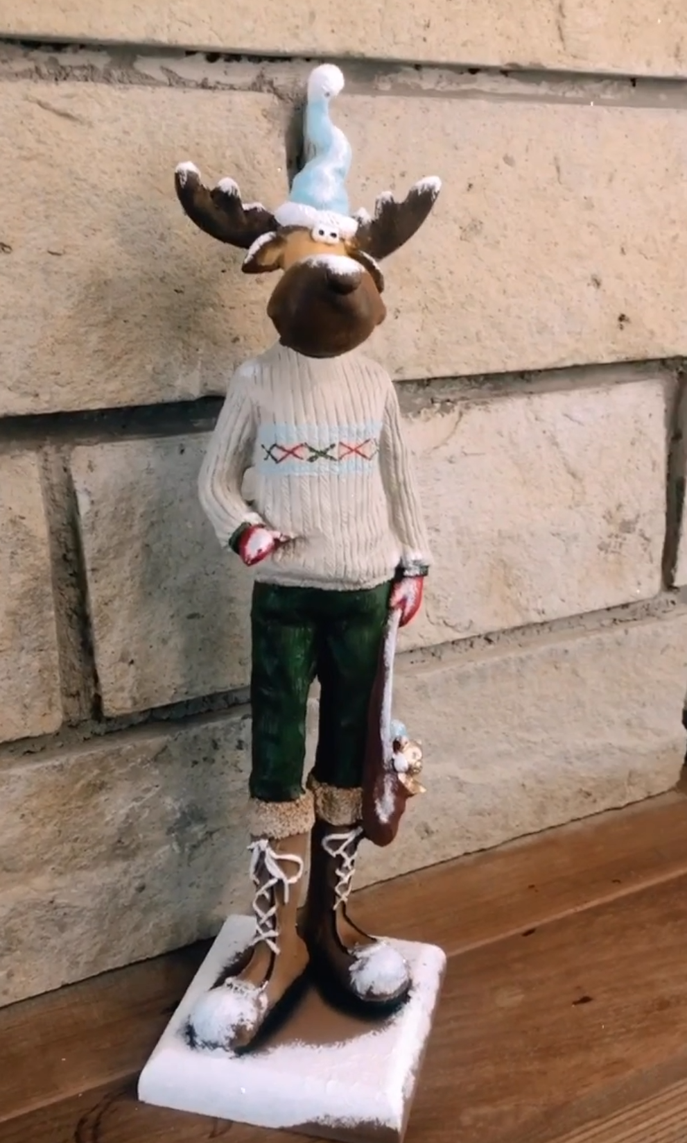 Nordic Style Reindeer Man Sculpture, Decorative Reindeer Man Sculpture, Standing Reindeer Man Statue, Cute Reindeer Gentleman Statue
