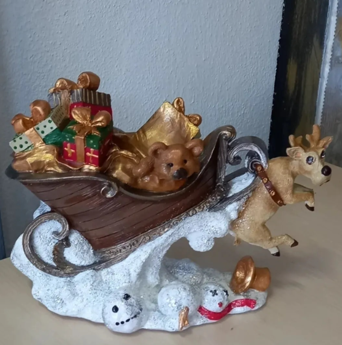 Sleigh and Deer Decor, Reindeer Sleigh Decorative Statue, Santa Sleigh with Deer Figurine, Reindeer Sleigh Statue, Sleigh with Deer Statue