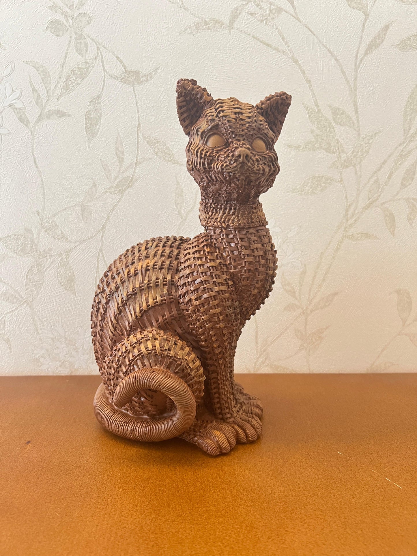 Woven Cat Statue, Handmade Polyester Cat Figurine, Unique Cat Lover Gift, Cat Statue, Woven Cat Sculpture, Cat Lover Home Decor, Cat Decor, Cat Sculpture, Cat Objects