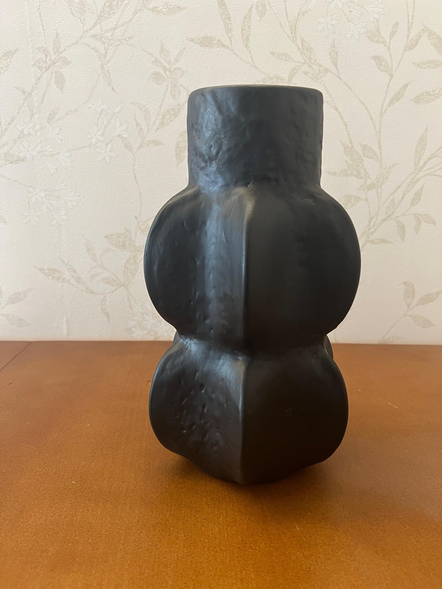 Modern Sculptural Ceramic Vase, Decorative Ceramic Vase, Modern Ceramic Vase, Handmade Pottery Vase, Handmade Contemporary Pottery
