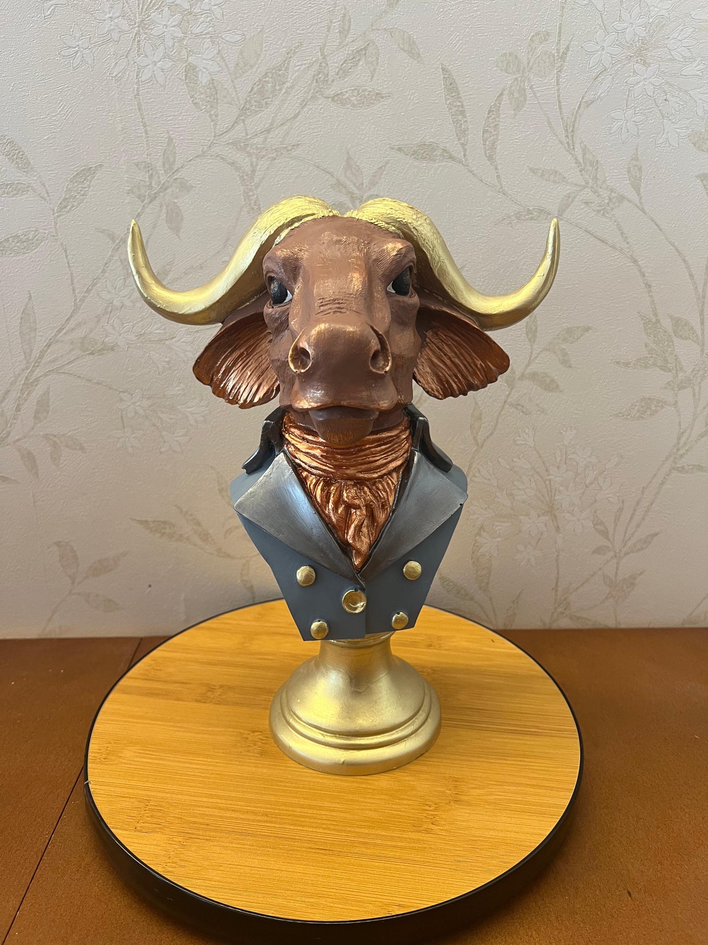 Buffalo Man Statue, Handmade Buffalo Sculpture, Buffalo Head Statue, Elegant Buffalo Head Sculpture, Buffalo Sculpture, Buffalo Man Decor, Buffalo Head Statue, Buffalo Head Sculpture