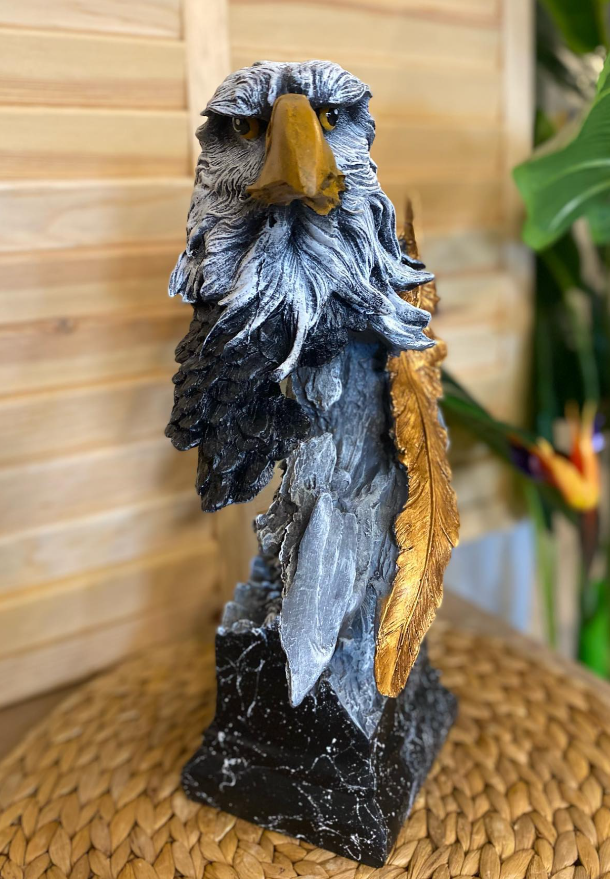 Eagle Bust Statue on Pedestal, Majestic Eagle Head Statue, Decorative Eagle Sculpture, Bald Eagle Pedestal Figurine, Wildlife Eagle Statue