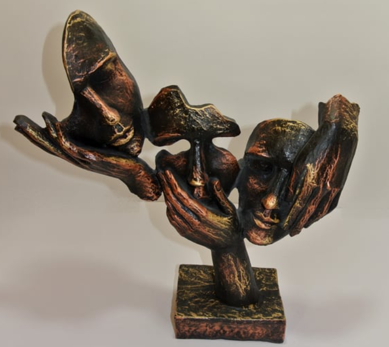 Abstract Three Face On Hand Statue, Tabletop Art Decor, Modern Face Sculpture, Abstract Design Decor, Face Sculpture, Face Statue, Face Decor, Face Objects, Face Figurine