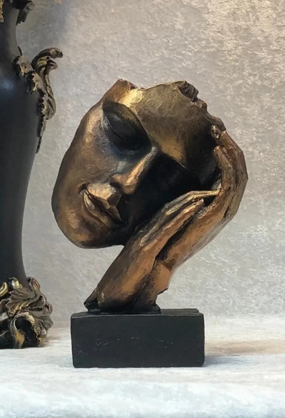Abstract Face Decor Sculpture, Modern Face Sculpture, Modern Abstract Face Decor, Elegant Face Sculpture, Unique Face Decor Statue