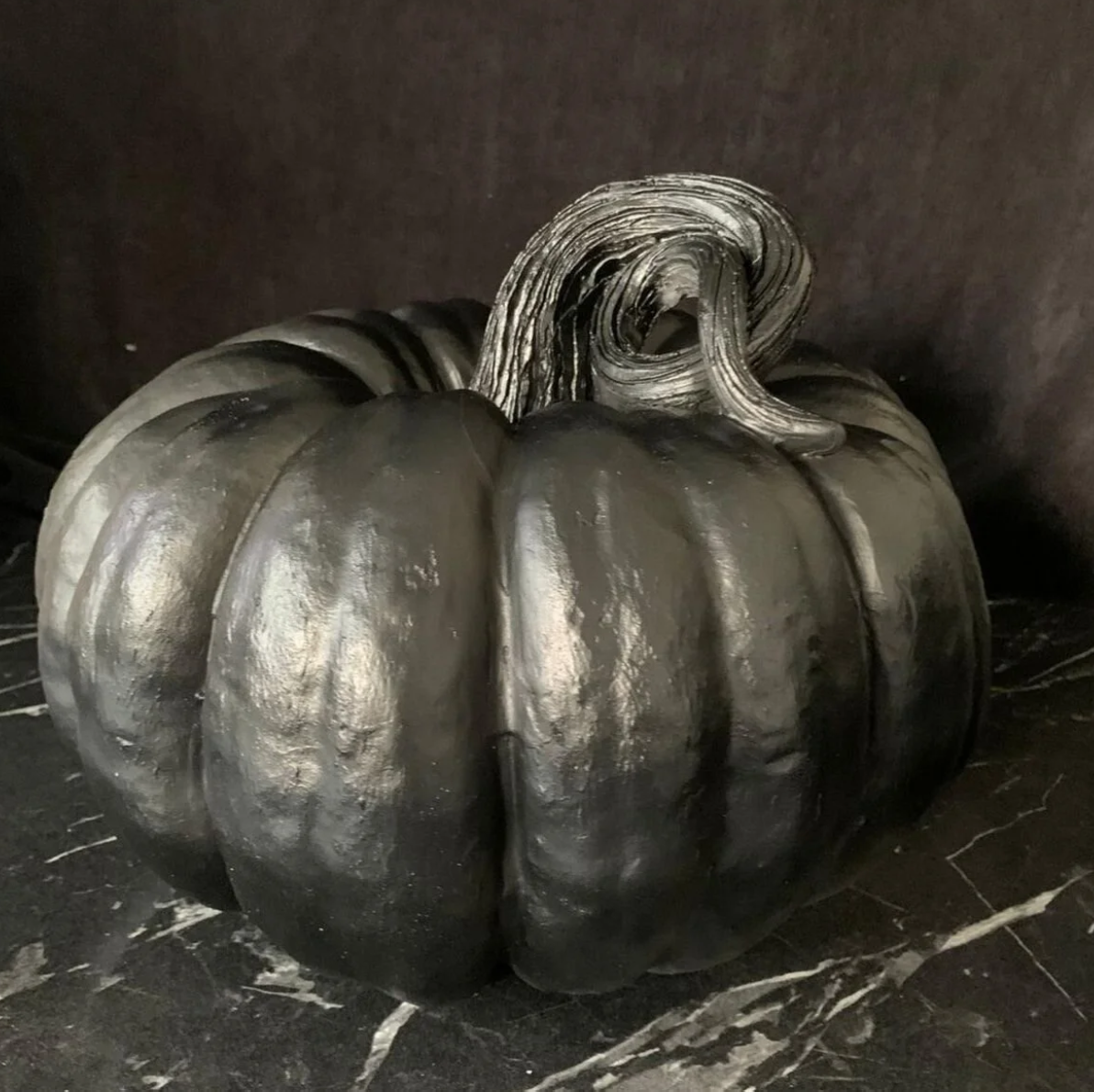 Realistic Pumpkin Statue, Large Pumpkin Statue, Autumn Pumpkin Decor, Realistic Harvest Pumpkin Figurine, Rustic Fall Pumpkin Statue