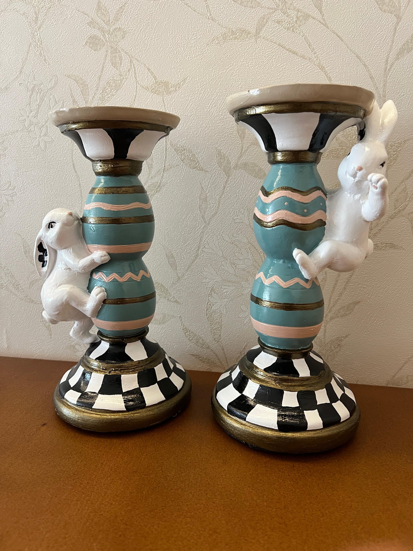 Easter Bunny Candle Holder Set with Climbing Rabbits and Egg Design, Easter Rabbit Candle Holder, Easter Rabbit Candlesticks, Bunny Candle Holder, Rabbit Candle Holder