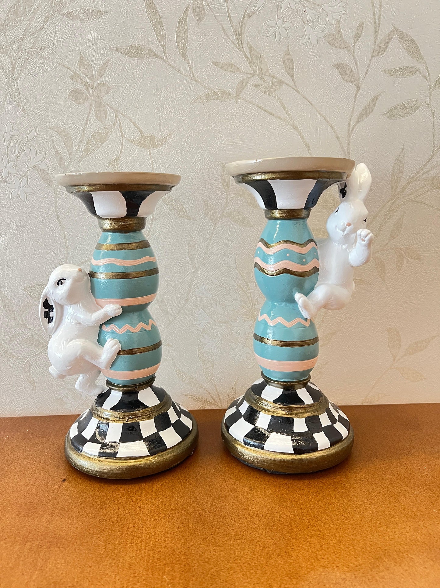 Easter Bunny Candle Holder Set with Climbing Rabbits and Egg Design, Easter Rabbit Candle Holder, Easter Rabbit Candlesticks, Bunny Candle Holder, Rabbit Candle Holder