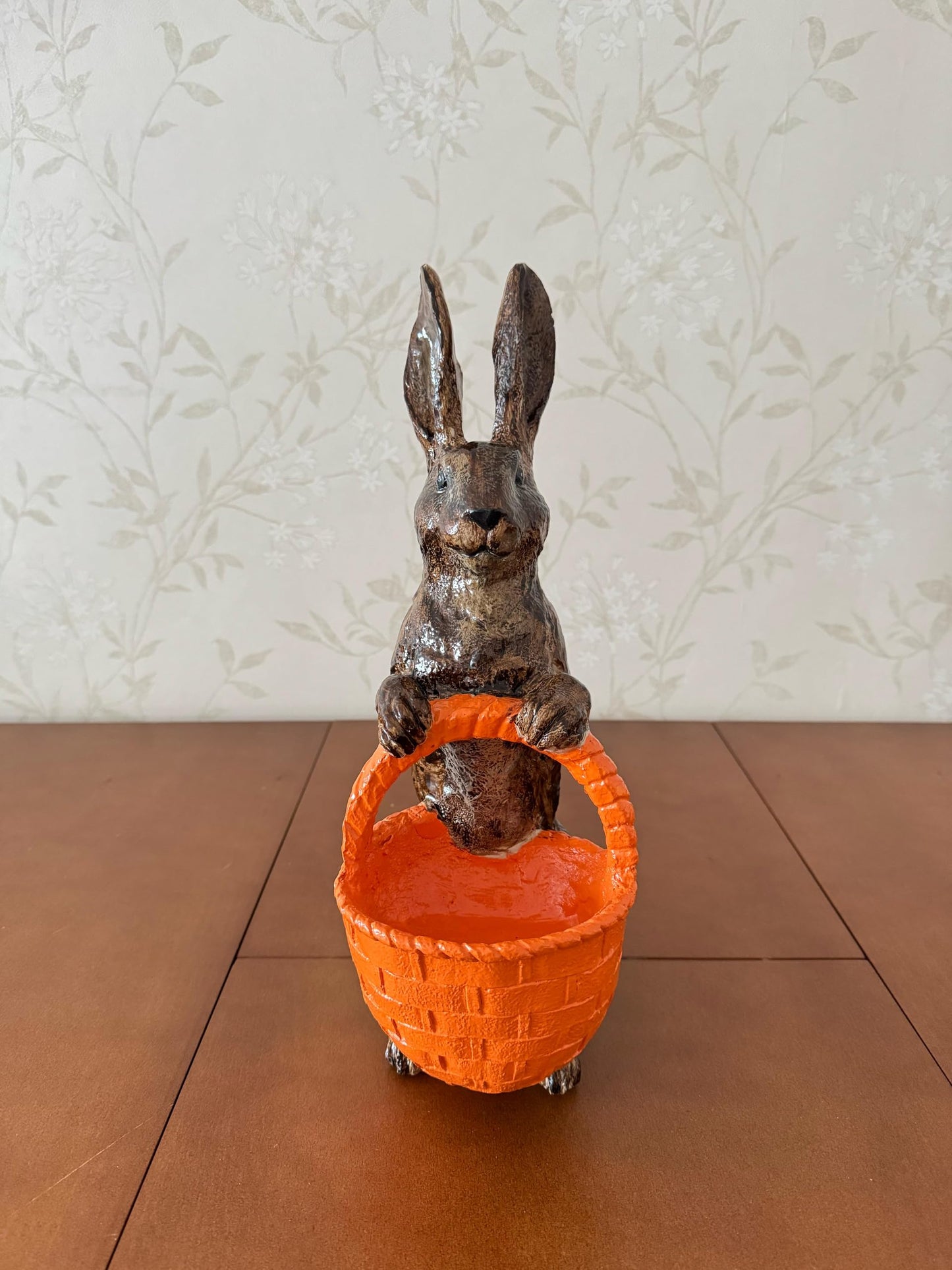 Rabbit Sculpture with Basket, Decorative Bunny Figurine, Easter Home Decor, Rabbit Sculpture, Bunny Decor with Basket, Easter Bunny Figurine, Easter Rabbit Sculpture