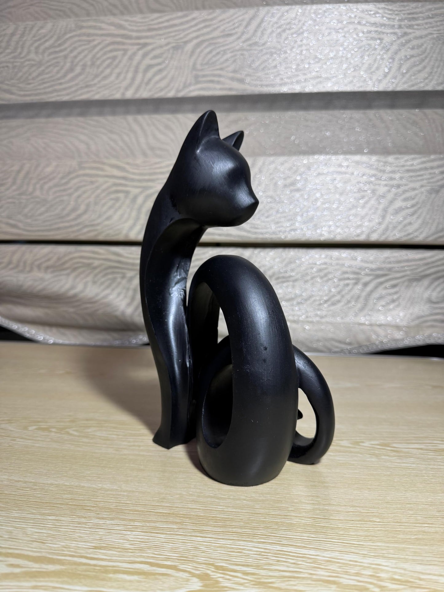 Abstract Cat Sculpture, Minimalist Cat Figurine, Geometric Cat Ornament, Cat Lover Gift, Home Accent, Geometric Cat Statue, Cat Sculpture, Cat Figurine