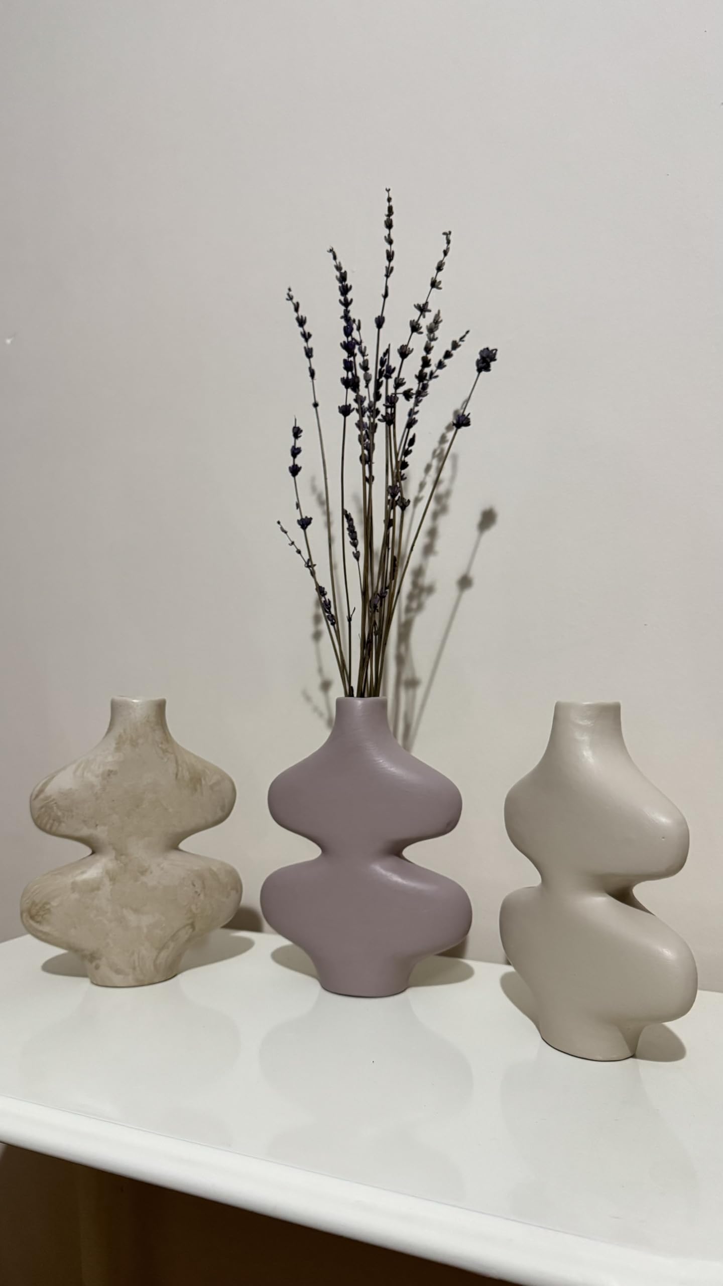 Wavy Ceramic Vase, Abstract decorative vase, Curved Design Vase, Abstract Art Decor, Ceramic Vase for Blooms, Home Accents, Wavy Vase, Abstract Vase, Curved Vase