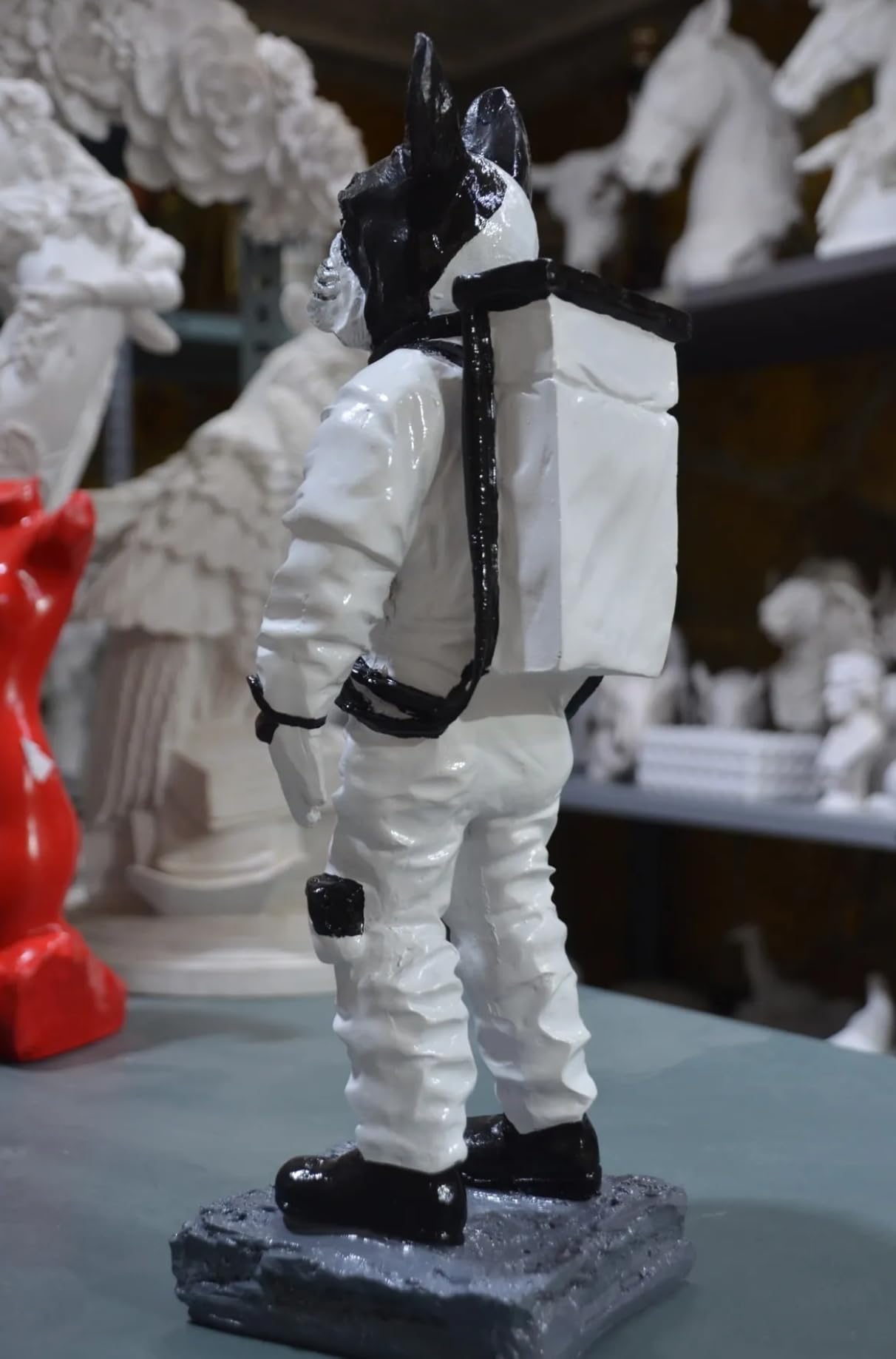 Astronaut BullDog Figurine, Dog In Spacesuit Statue, Space-Themed Bulldog Sculpture, Animal Astronaut Decor, Dog Lover Home Decor