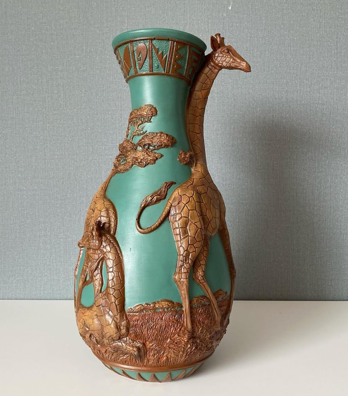 African Giraffe Vase, Handcrafted Animal Vase, Wildlife Decor, Giraffe Lover Gift, Giraffe Vase Decor, Safari Theme Vase, Giraffe Vase, African Giraffe Decor, Giraffe Decor
