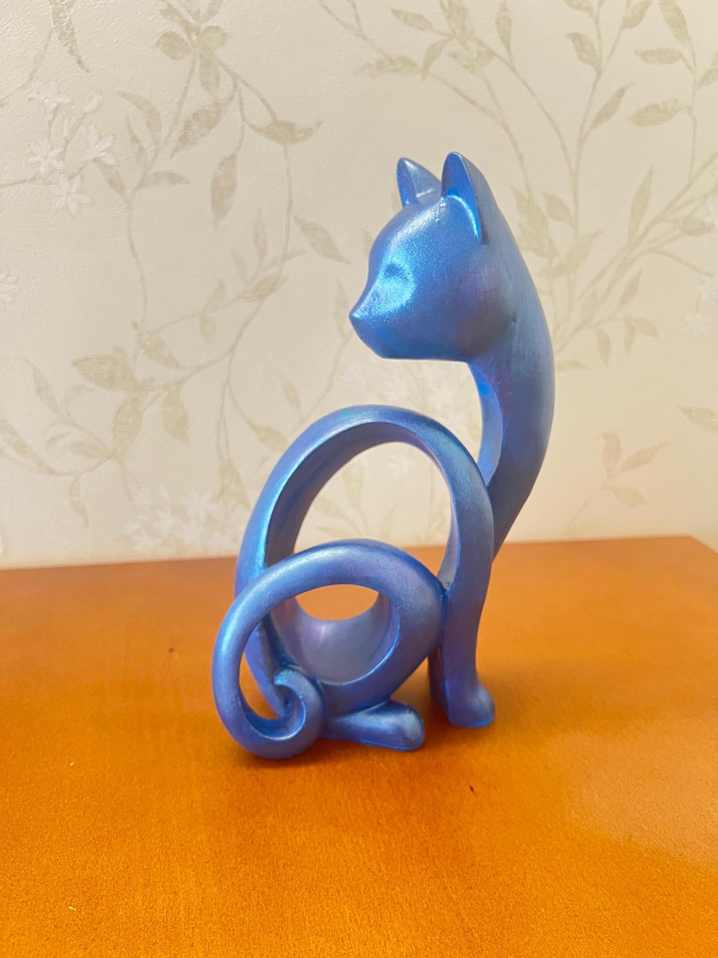 Abstract Cat Sculpture, Minimalist Cat Figurine, Geometric Cat Ornament, Cat Lover Gift, Home Accent, Geometric Cat Statue, Cat Sculpture, Cat Figurine