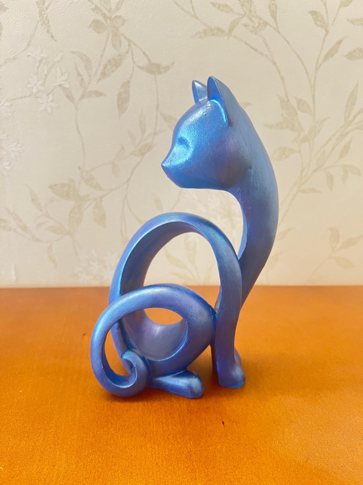 Abstract Cat Sculpture, Minimalist Cat Figurine, Geometric Cat Ornament, Cat Lover Gift, Home Accent, Geometric Cat Statue, Cat Sculpture, Cat Figurine
