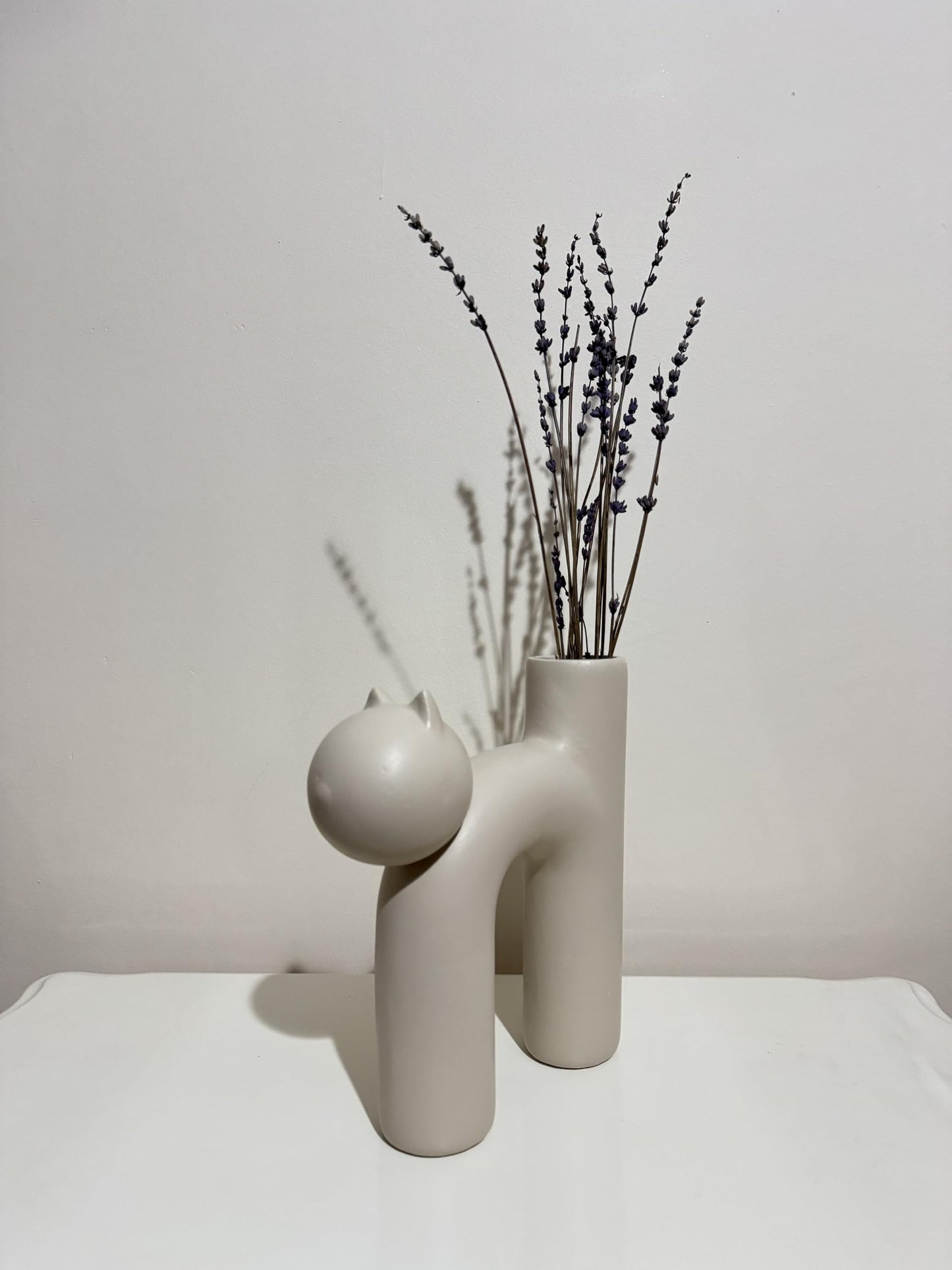 Süße Vase in Katzenform, Katzenvase für Blumen, Keramikvase, nordisches Kunstdekor, Geschenk für Zuhause, Geschenk für Katzenliebhaber, Keramik-Katzenvase, Katzenvase, Katzenförmige Vase, Blumenvase