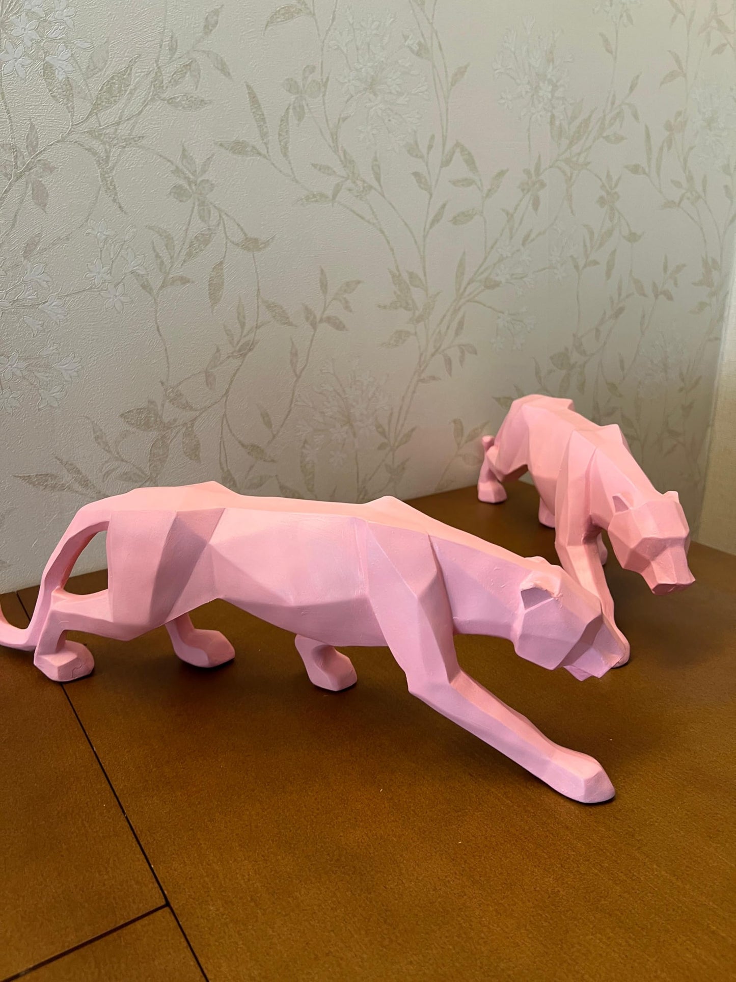 Large Panther Statue, Geometric Animal Figurine, Abstract Panther Sculpture, Panther Decorative Showpiece, Decorative Tabletop Statue
