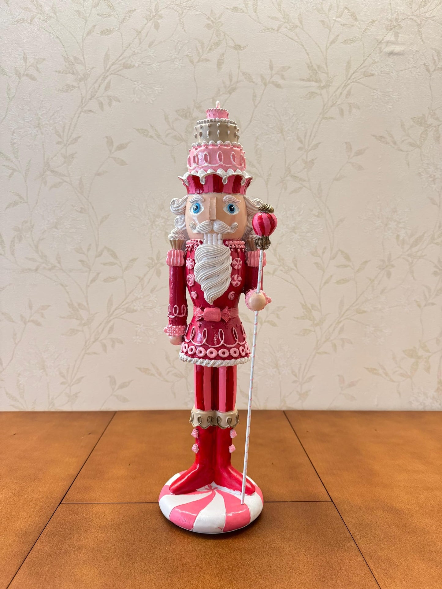 Christmas Nutcracker Soldier Figurine, Colorful Nutcracker Soldier, Festive Nutcracker Statue, Soldier Pastry Maker, Nutcracker Sculpture, Nutcracker Figurine, Nutcracker Soldier Sculpture