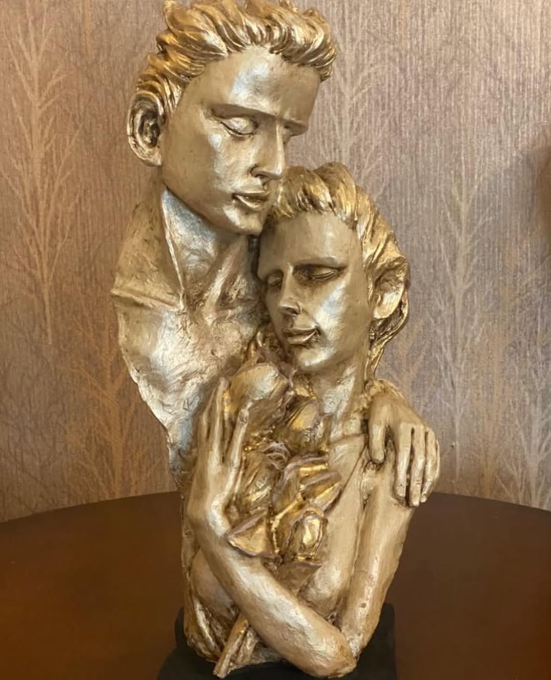 Modern Family Sculpture, Abstract Couple with Baby Statue, Family Love Statue, Couple with Baby Art, Polyester Family Statue, Family Decor
