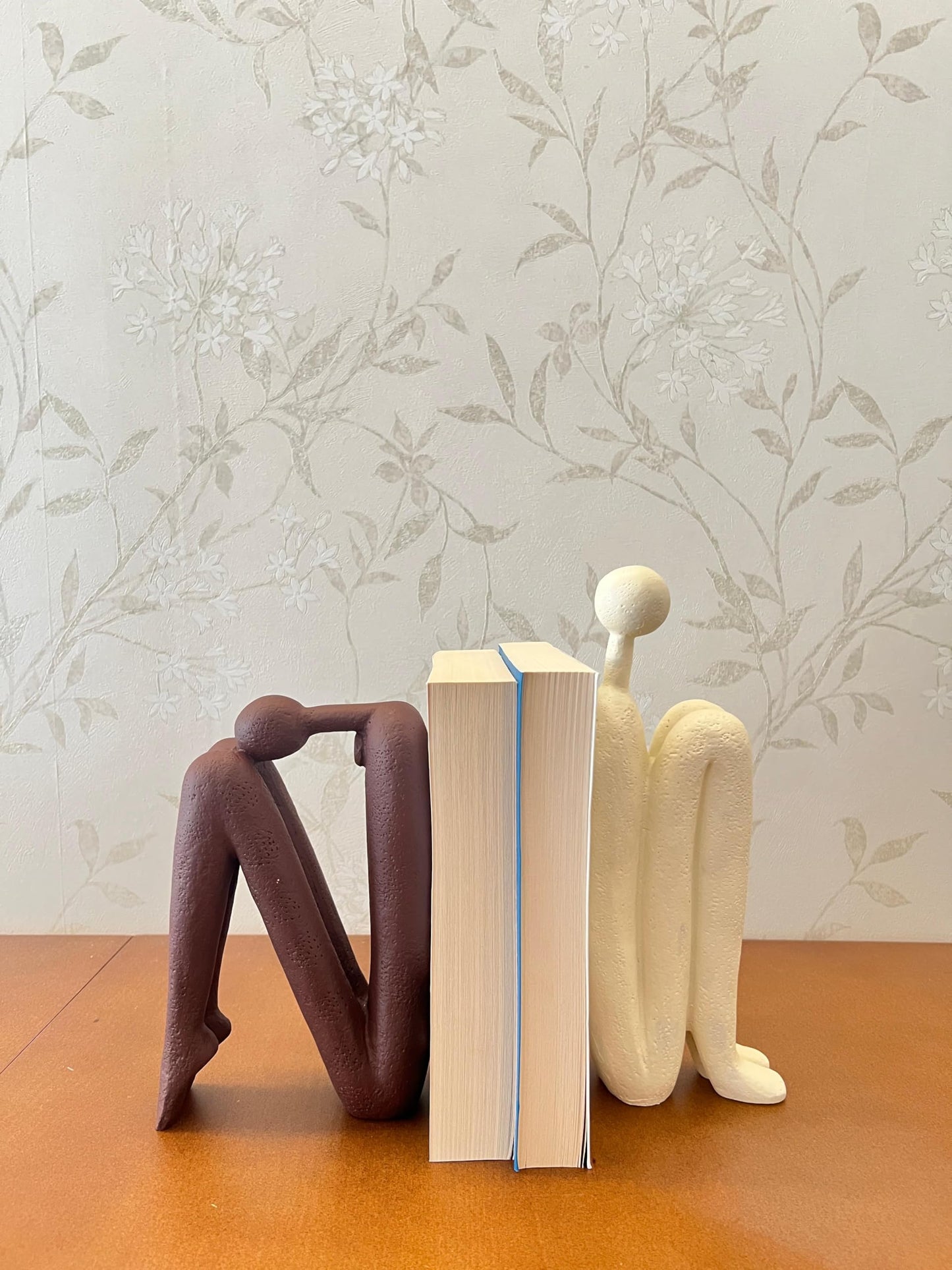 Abstract Bookends Set of 2, Modern Figurines for Shelf or Desk Decor, Abstract Bookends, Modern Bookshelf Decor, Polyester Bookend Set