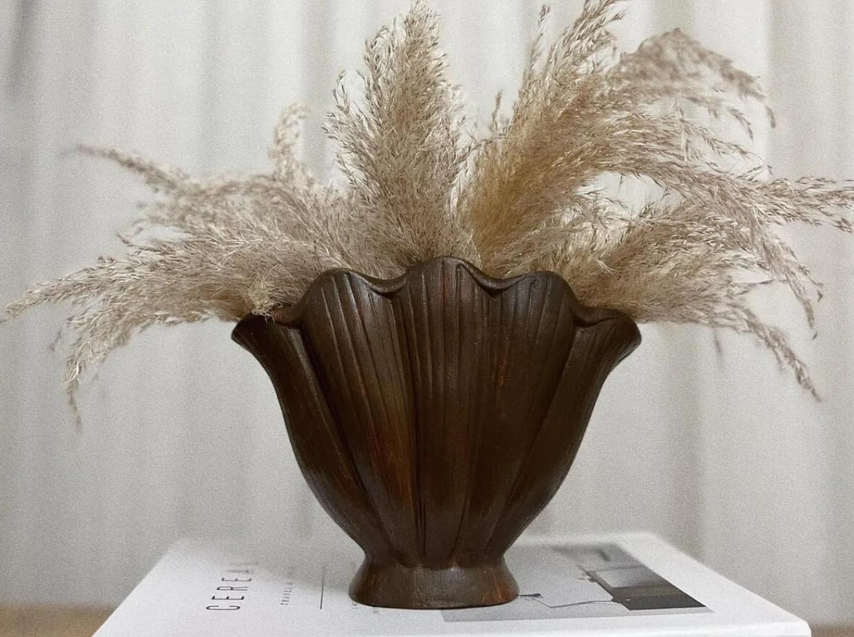 Ceramic Seashell Bowl, Coastal Ceramic Decor, Sleek Decorative Vase, Unique Sculptural Vase, Stylish Flower Vase, Ceramic Seashell Vase, Coastal Ceramic Vase, Coastal Vase, Coral Vase