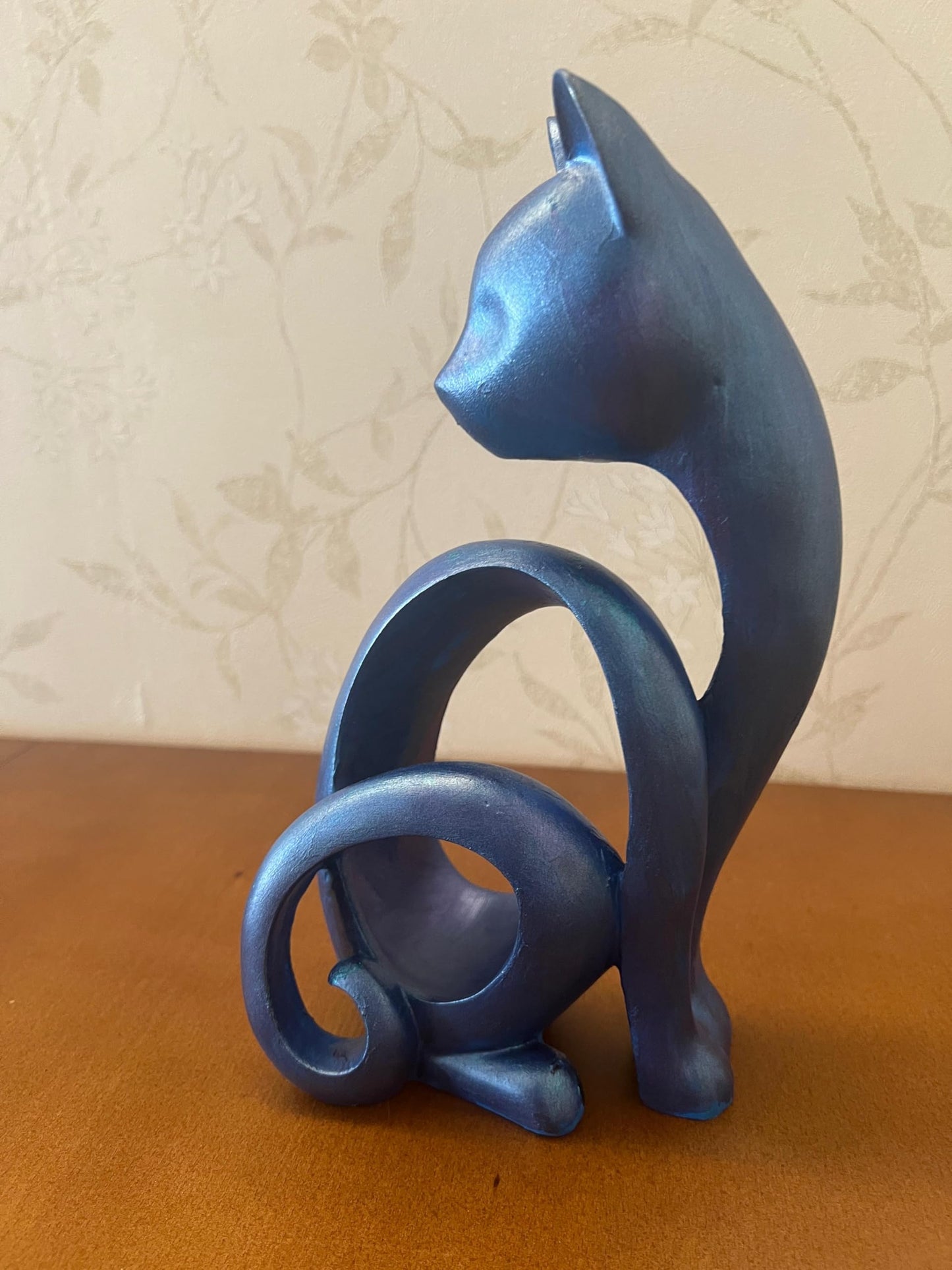 Abstract Cat Sculpture, Minimalist Cat Figurine, Geometric Cat Ornament, Cat Lover Gift, Home Accent, Geometric Cat Statue, Cat Sculpture, Cat Figurine