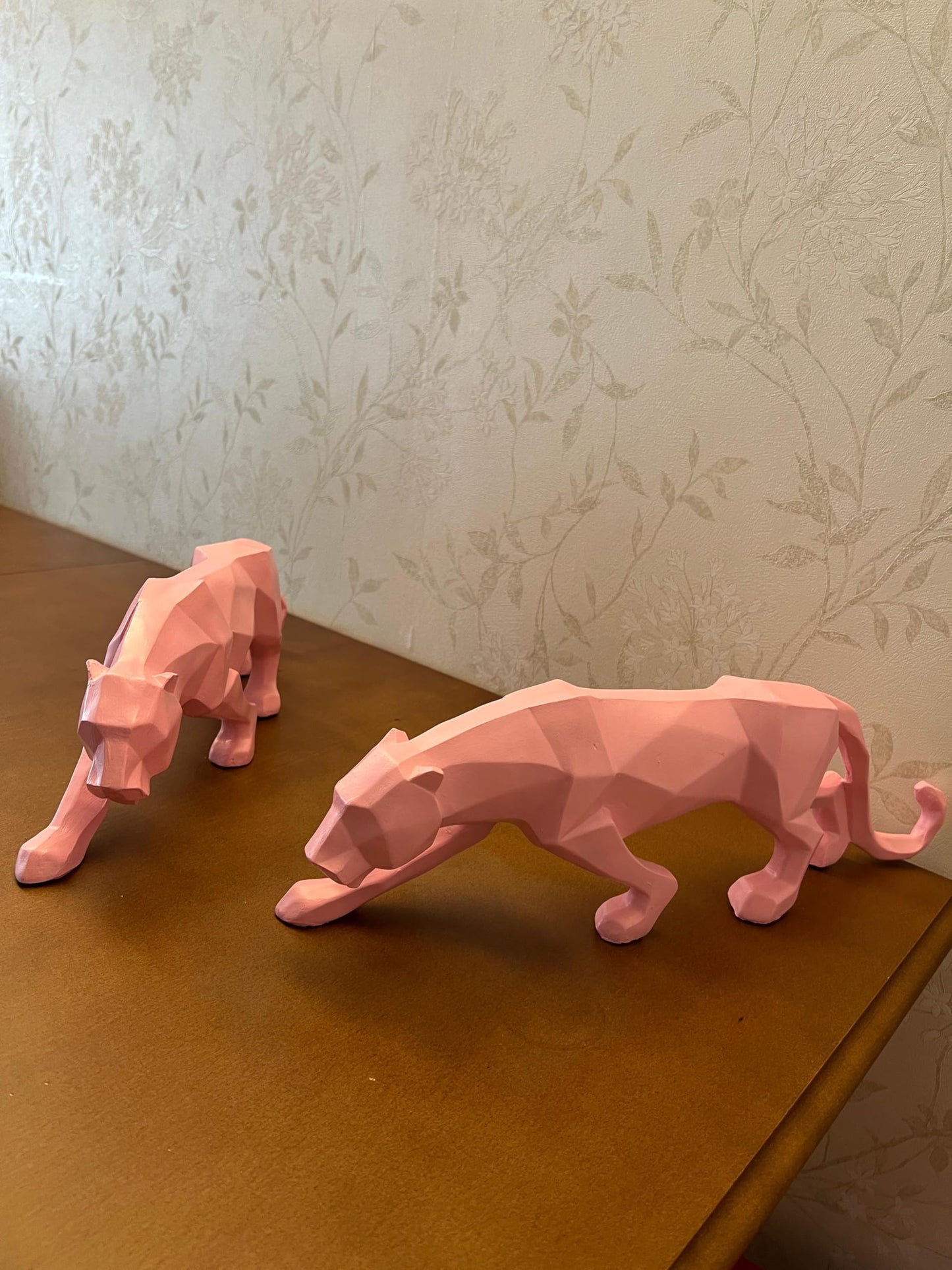 Large Panther Statue, Geometric Animal Figurine, Abstract Panther Sculpture, Panther Decorative Showpiece, Decorative Tabletop Statue