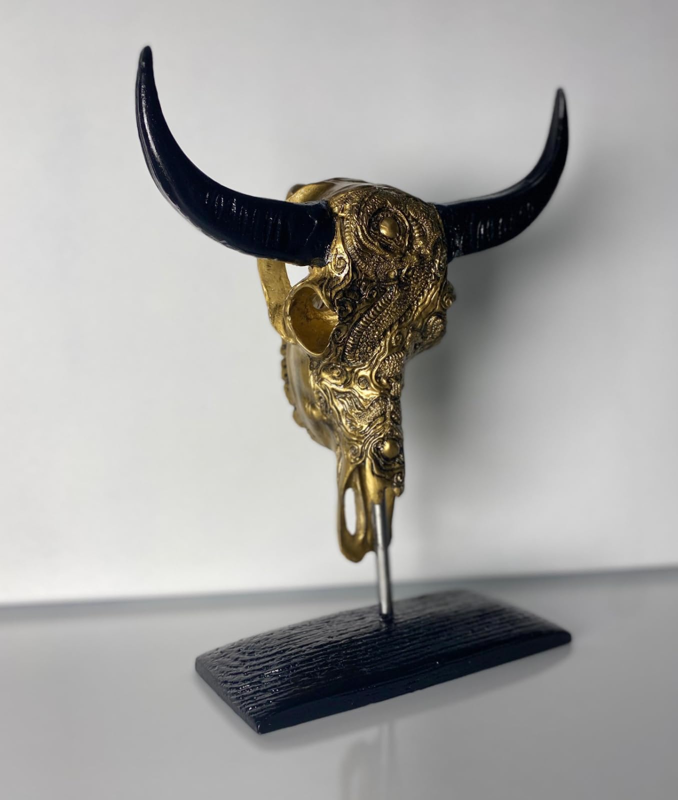 Bull Skull Decor, Western Bull Head Decor, Western Style Horned Bull Head Decor, Bull Skull Statue, Bull Skull Tabletop Decoration