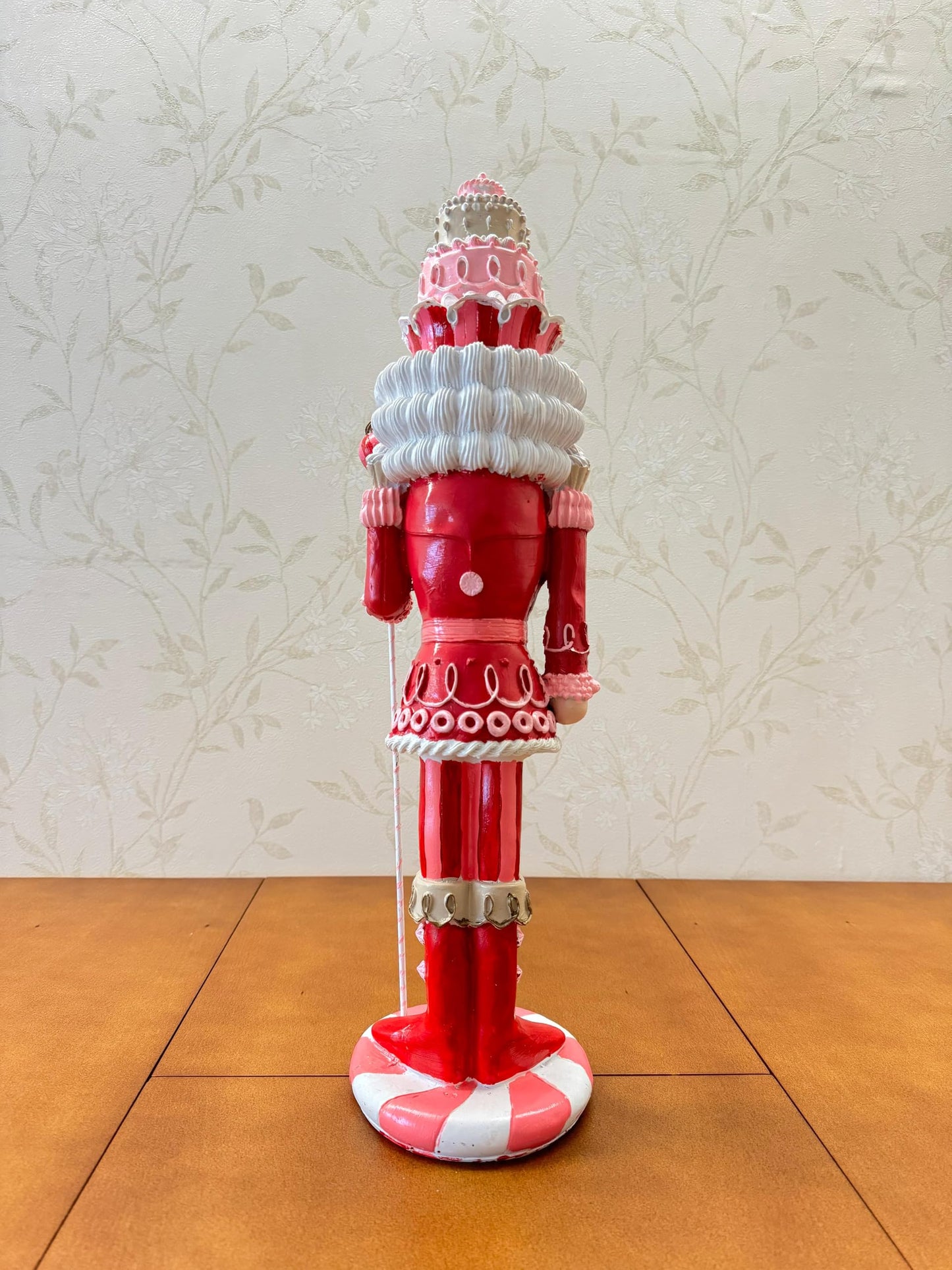 Christmas Nutcracker Soldier Figurine, Colorful Nutcracker Soldier, Festive Nutcracker Statue, Soldier Pastry Maker, Nutcracker Sculpture, Nutcracker Figurine, Nutcracker Soldier Sculpture