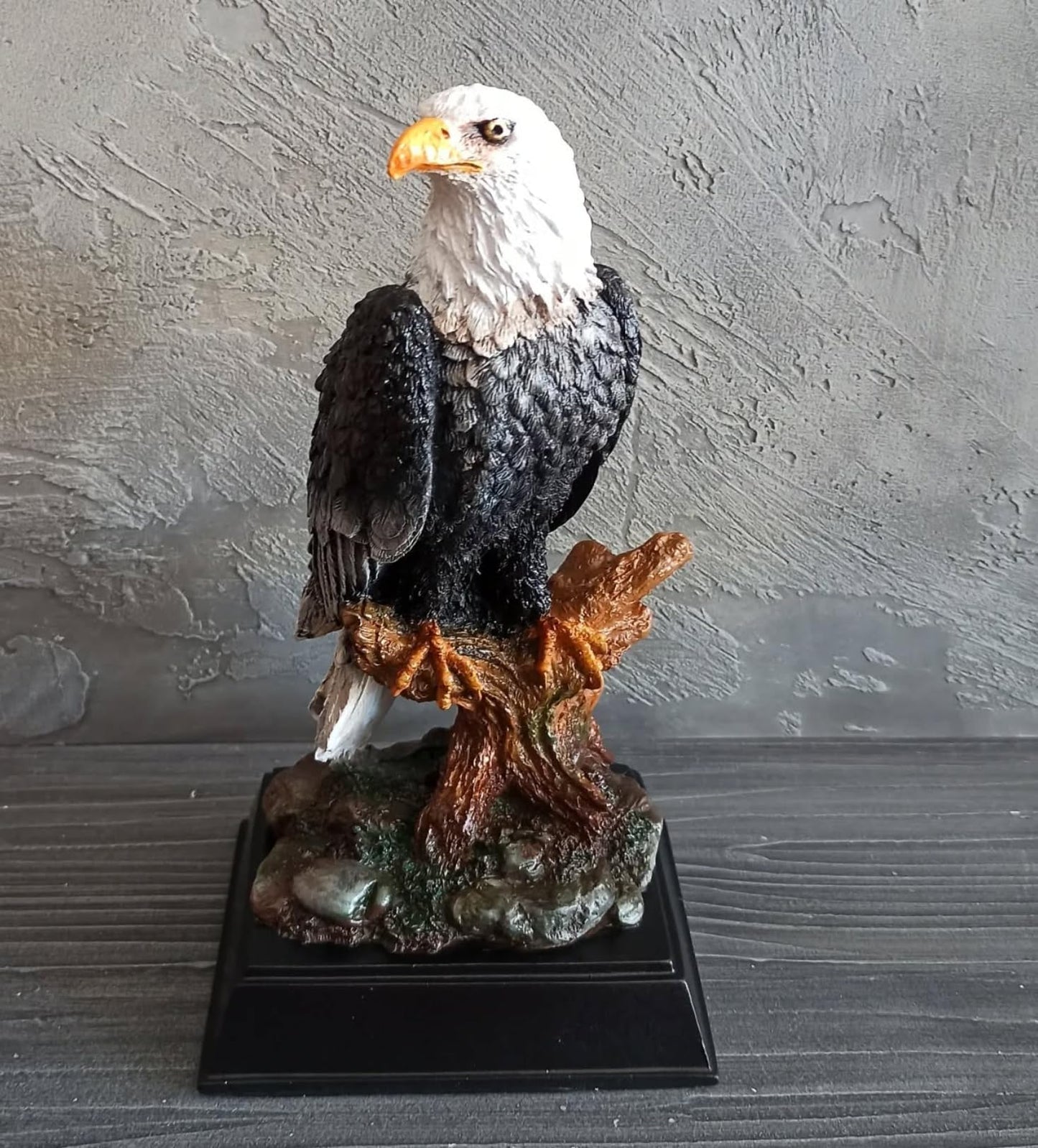 Majestic Bald Eagle Statue, Eagle Figurine Decor, Patriotic Eagle Sculpture, Wildlife Bird Decor, Eagle Figurine, Eagle Home Decor, Wildlife Bird Sculpture, Wildlife Bird Statue