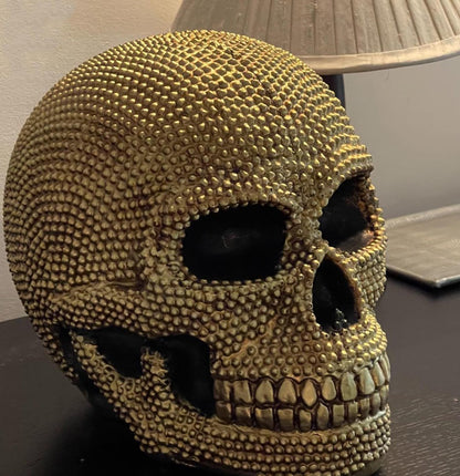 Skull Sculpture with Textured Detail, Gothic Polyester Skull Decor, Skull Decor for Shelves, Textured Surface Skull Decor, Skull Statue, Skull Sculpture, Skull Decor, Skull Objects