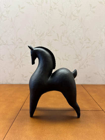 Abstract Horse Statue, Decorative Horse Sculpture, Minimalist Animal Decor, Handcrafted Horse Figurine, Luxury Horse Decor Figurine, Abstract Horse Sculpture