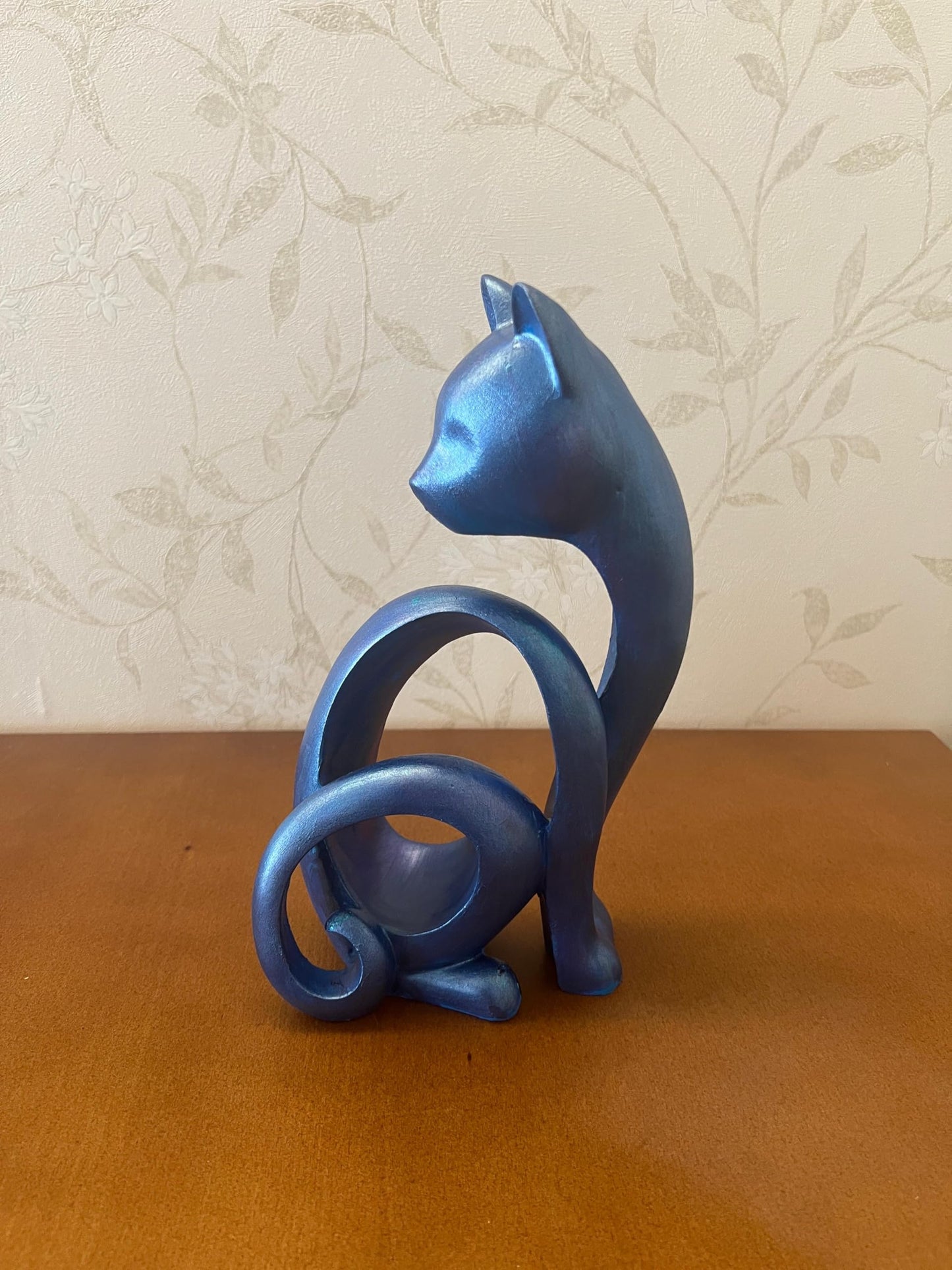 Abstract Cat Sculpture, Minimalist Cat Figurine, Geometric Cat Ornament, Cat Lover Gift, Home Accent, Geometric Cat Statue, Cat Sculpture, Cat Figurine
