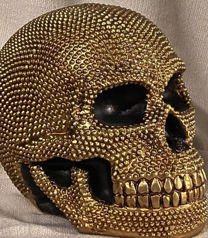 Skull Sculpture with Textured Detail, Gothic Polyester Skull Decor, Skull Decor for Shelves, Textured Surface Skull Decor, Skull Statue, Skull Sculpture, Skull Decor, Skull Objects