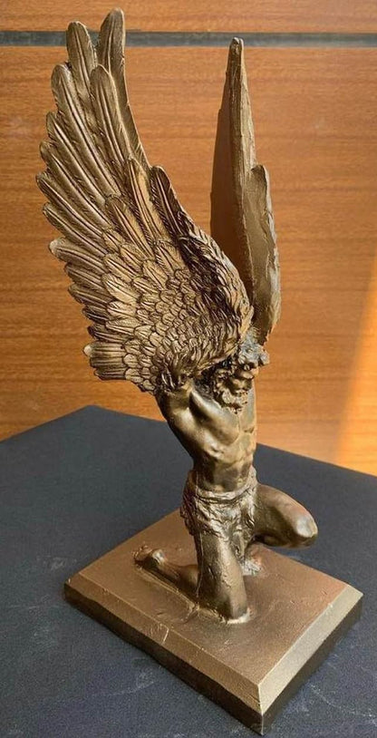 Geflügelte Atlas-Statue, Geflügelte Atlas-Skulptur, Geflügelte Atlas-Büste, Polyester-Geflügelte Atlas-Statue, handgemachte Atlas-Statue mit Flügeln