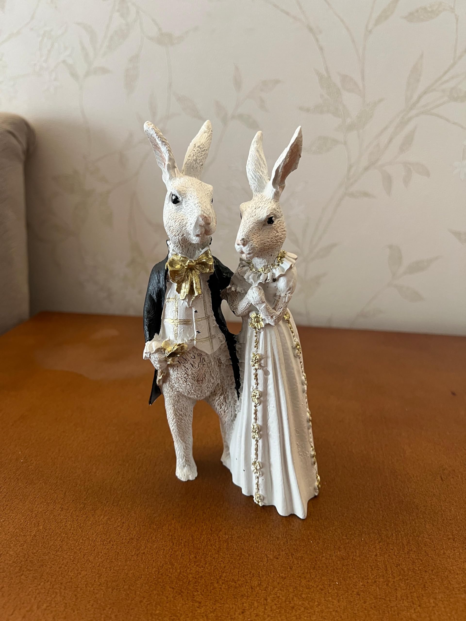 Vintage Rabbit Couple Wedding Figurine, Elegant Bunny Bride and Groom –  Padar Home Design, image size:1920x2560