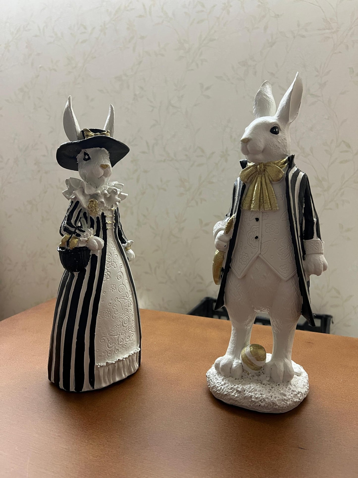 Easter Bunny Decor, Elegant Rabbit Couple, Easter Home Decor, Spring Decoration, Easter Gift, Bunny Sculpture, Easter Rabbit Decor, Easter Rabbit Sculpture