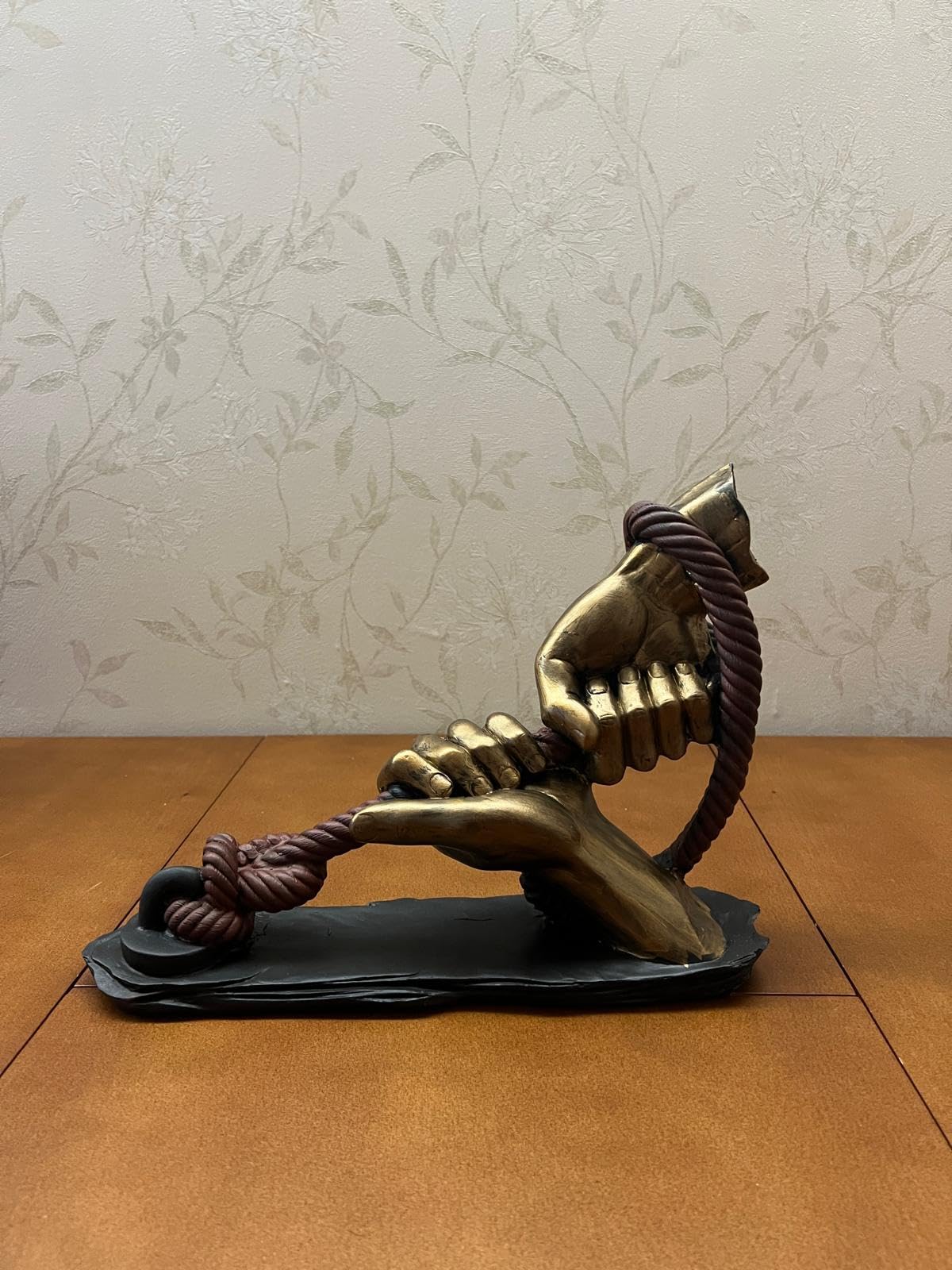 Decorative Hand Wrapped In Rope Sculpture, Hands Wrapping a Rope Figurine, Hand Sculpture Decor, Tug of War Figurine, Artistic Rope Statue, Rope Sculpture