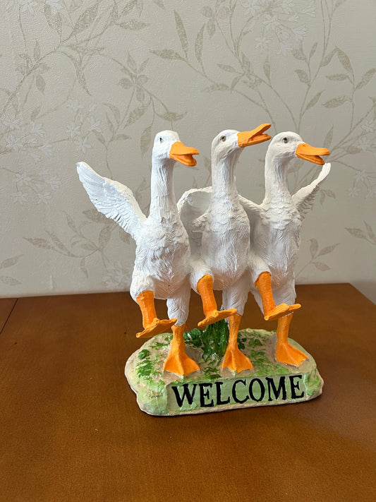 Whimsical Goose Welcome Sign Statue for Garden Porch Decor, Goose Welcome Statue, Porch Welcome Sign, Outdoor Goose Statue, Duck Sculpture