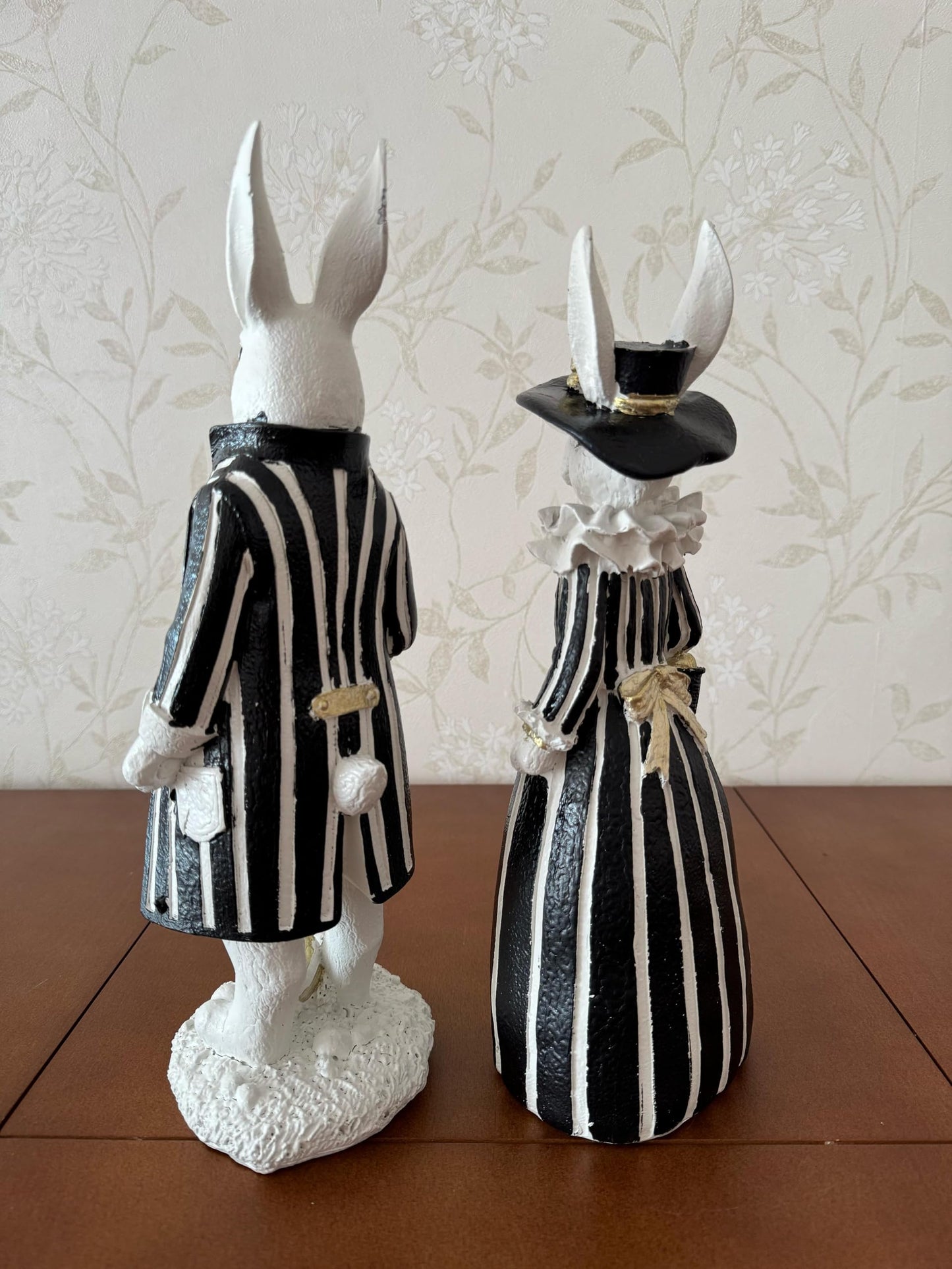Easter Bunny Decor, Elegant Rabbit Couple, Easter Home Decor, Spring Decoration, Easter Gift, Bunny Sculpture, Easter Rabbit Decor, Easter Rabbit Sculpture