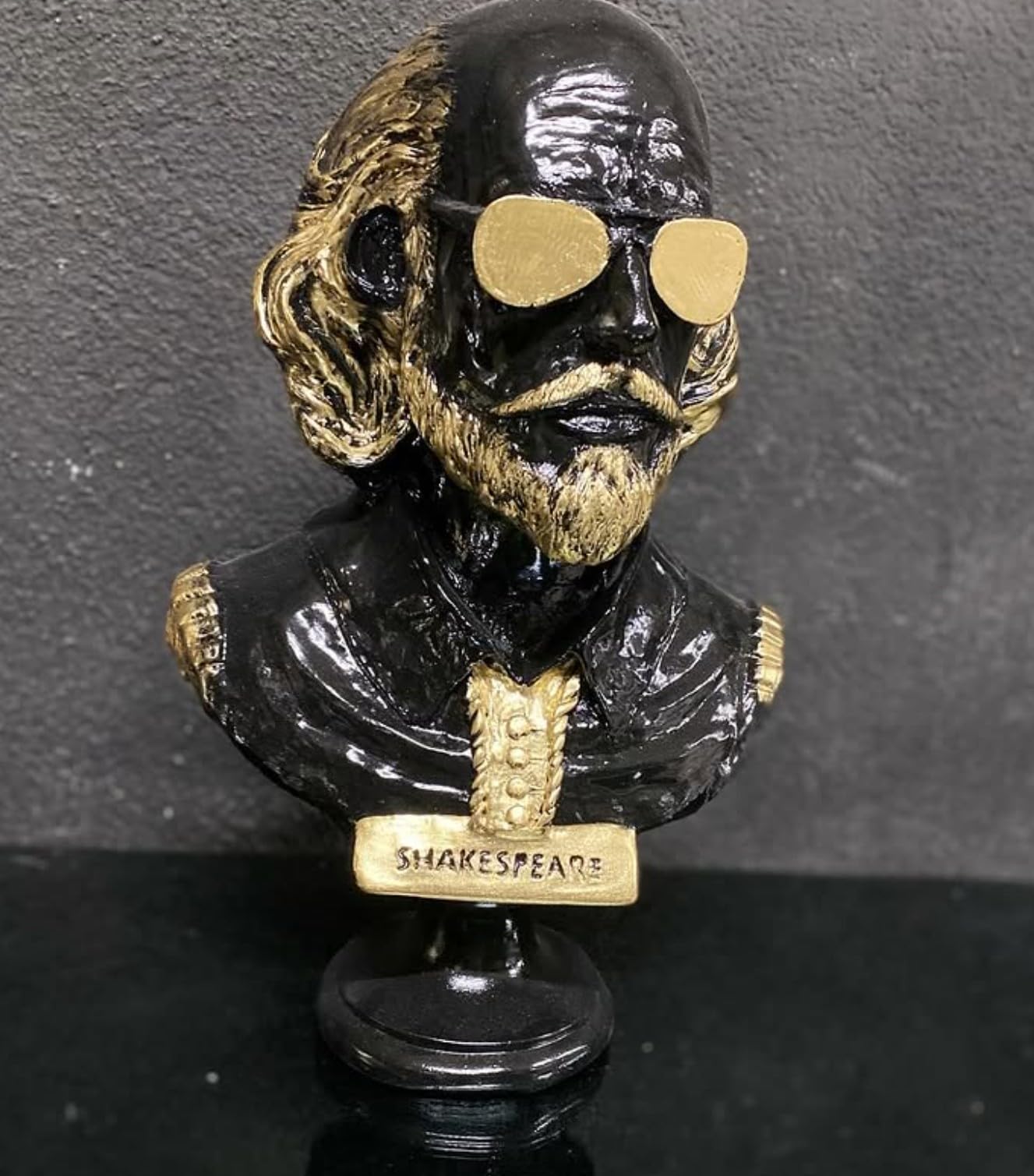 Shakespeare Büste Statue, Shakespeare mit Sonnenbrille Statue, Modernisierte historische Figur Büste, Shakespeare Büste Skulptur, Shakespeare Büste, Shakespeare Statue