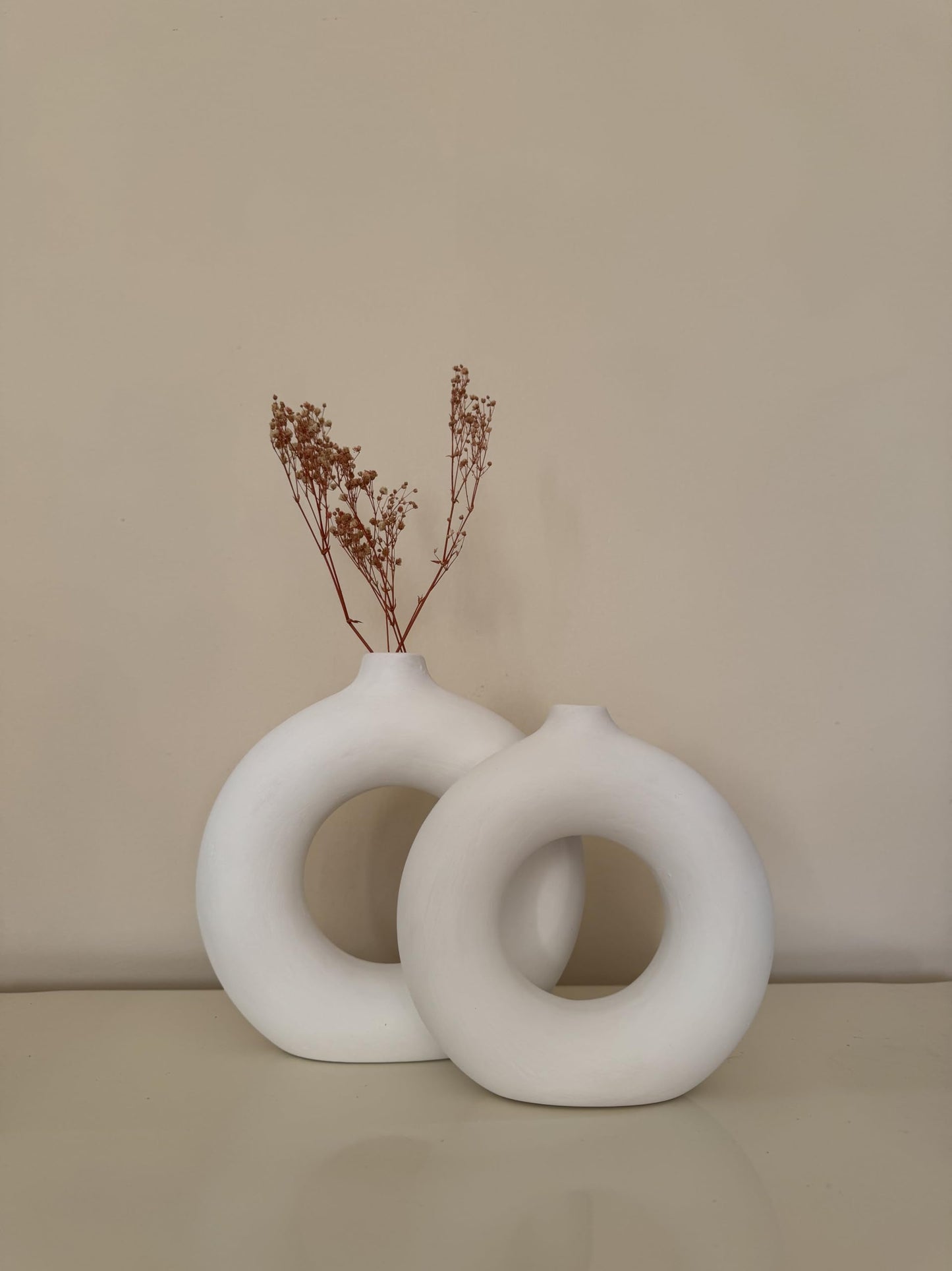 Circle Ceramic Vase Set-2, Minimalist Round Hollow Vase, Handmade Ceramic Vase, Home Decor Accessories, Pampas Flower Vases, Flowers Vase, Circle Vase, Handmade Vase