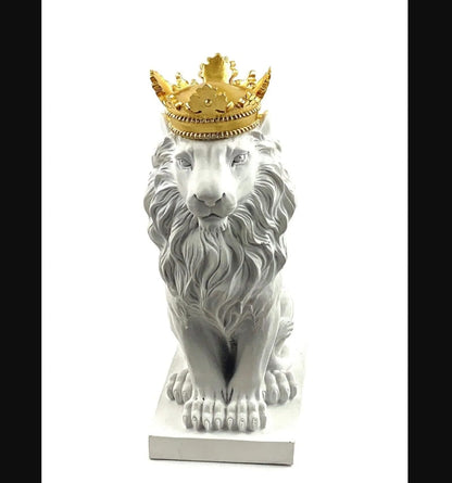 Regal Lion Statue With Crown, Crowned Lion Sculpture, Royal Jungle King Figurine, Royal Themed Home Decor, Lion Crown Figurine, Lion Crown Sculpture, Lion Crown Decor