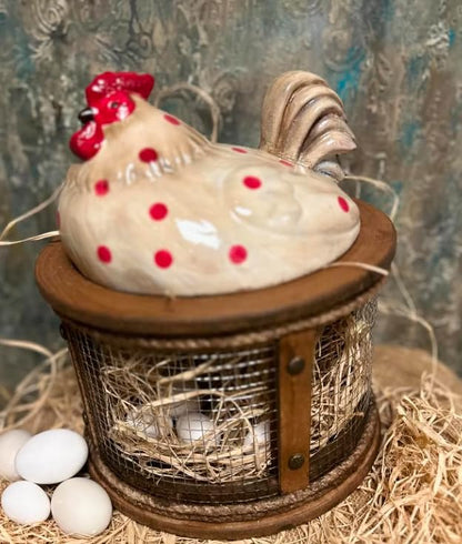 Farmhouse Chicken Egg Basket, Handmade Chicken Egg Holder Cage, Rooster Kitchen Decor, Chicken Wire Egg Storage, Hen Egg Holder