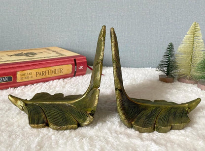 Feather Bookends for Shelves and Desk, Decorative Bookends, Unique Gifts for Book Lovers, Feather Bookends, Unique Book Lover Gifts, Feather Bookshelf, Feather Home Decor