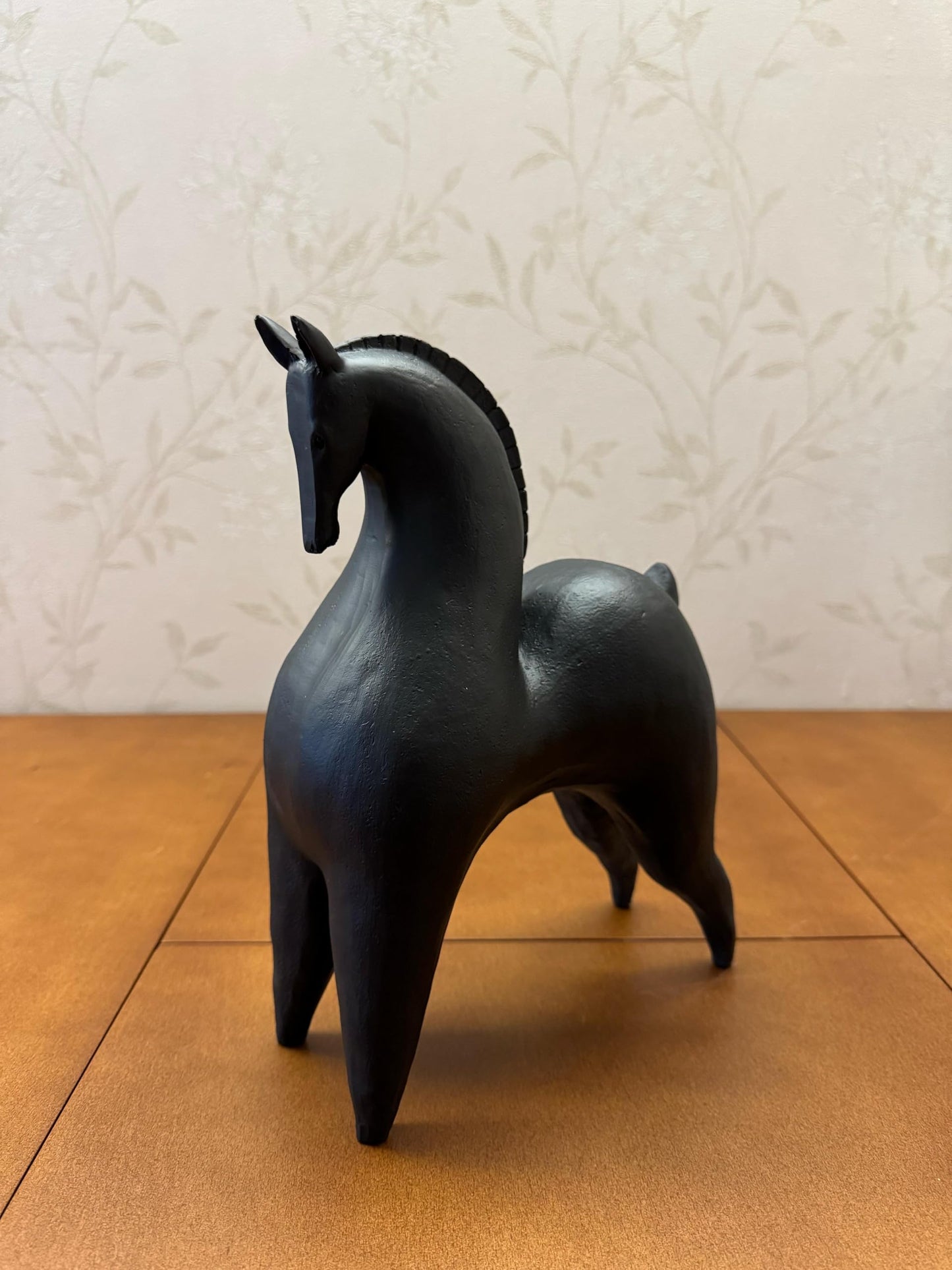Abstract Horse Statue, Decorative Horse Sculpture, Minimalist Animal Decor, Handcrafted Horse Figurine, Luxury Horse Decor Figurine, Abstract Horse Sculpture
