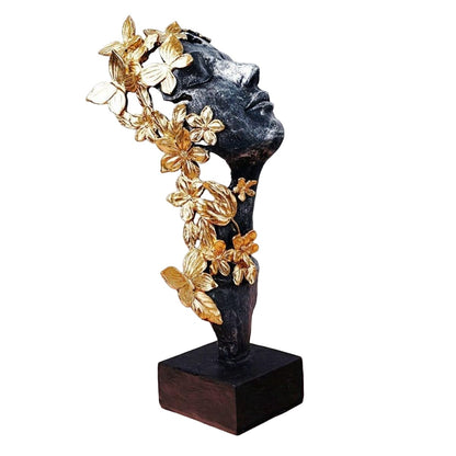 Scultura artistica di volto di ragazza con fiori, decorazione artistica di volto floreale, decorazione astratta femminile, scultura di volto con farfalle, decorazione di farfalle, statua di farfalle