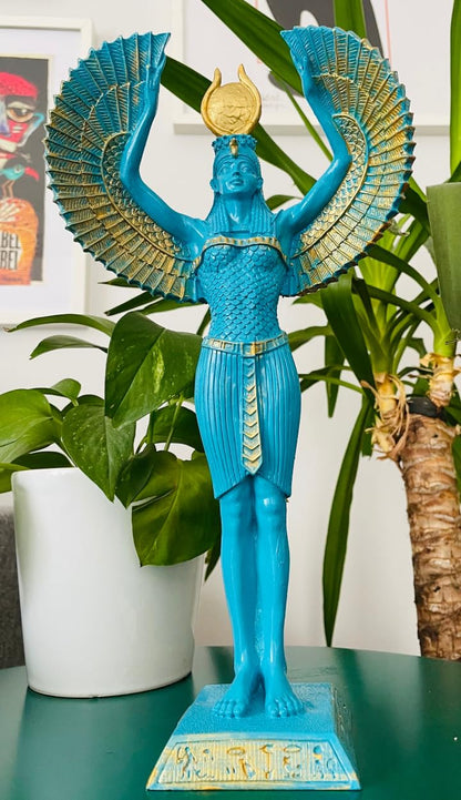 Ägyptische Isis-Statue mit offenen Flügeln, Ägyptische Isis-Statue mit Flügeln, Isis-Statue mit offenen Flügeln, Isis-Statue aus Polyester