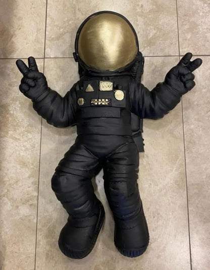 Astronaut Wall Sculpture, Space-themed Wall Decor, Astronaut Decor For Walls, Space Explorer Decorative Figurine, Astronaut Wall Figurine, Astronaut Wall Decor