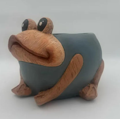Frog Planter Pot, Frog Shaped Flower Pot Planter, Frog Planter for Indoor, Frog Vase, Frog Themed Vase, Gift For Frog Lovers, Frog Plant Pot